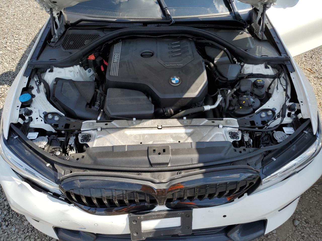 3MW5R7J01M8C02163 2021 BMW 330Xi