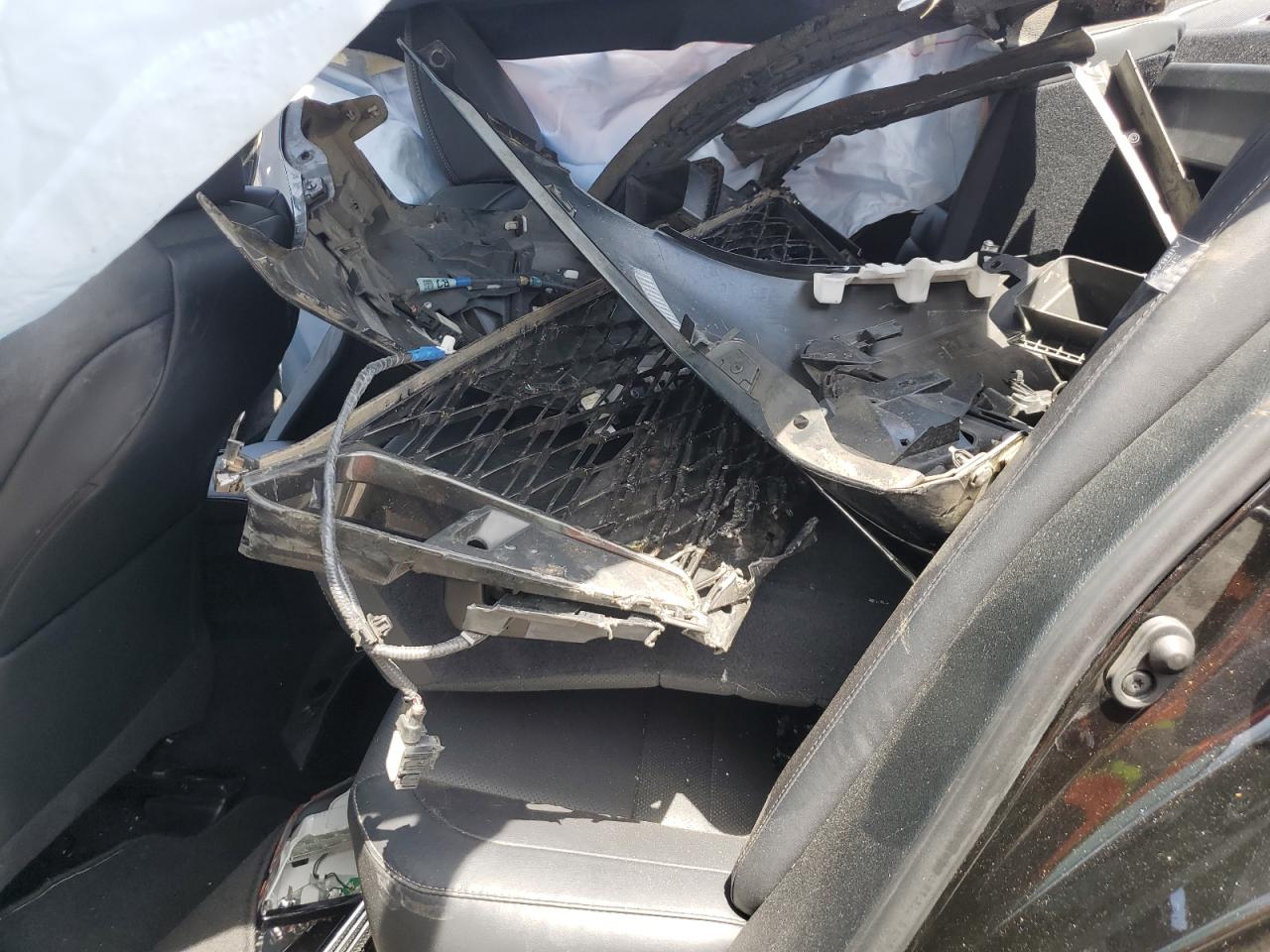 JTHBA1D27K5093305 2019 Lexus Is 300