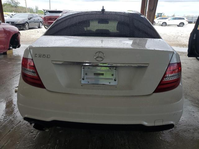 2013 Mercedes-Benz C 250 VIN: WDDGF4HB0DR296445 Lot: 59932974