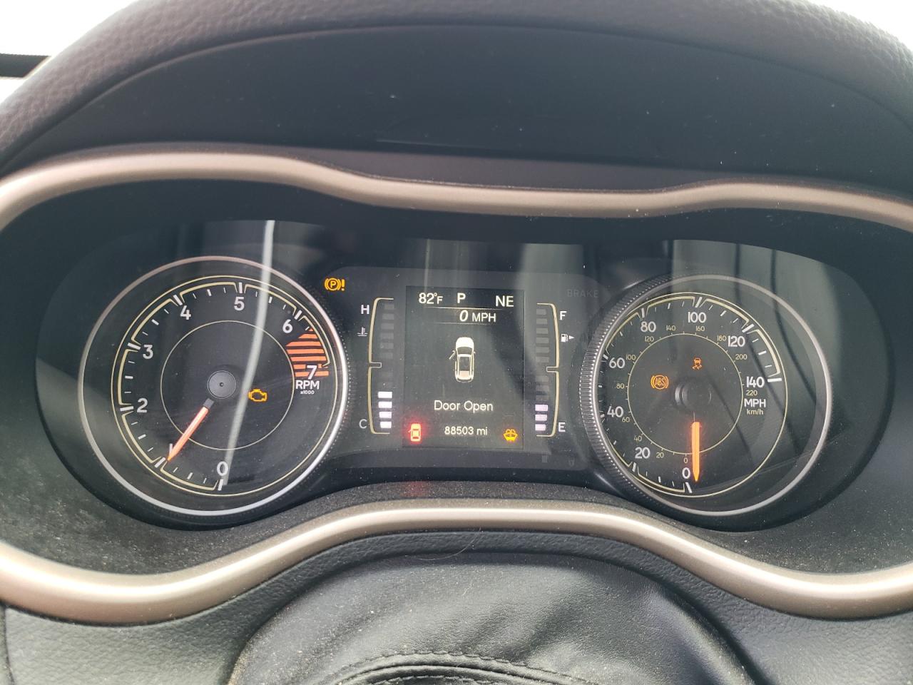 1C4PJLCB3HW603334 2017 Jeep Cherokee Latitude