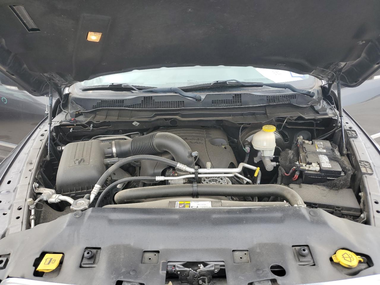 1C6RR6TT9HS533090 2017 Ram 1500 Slt