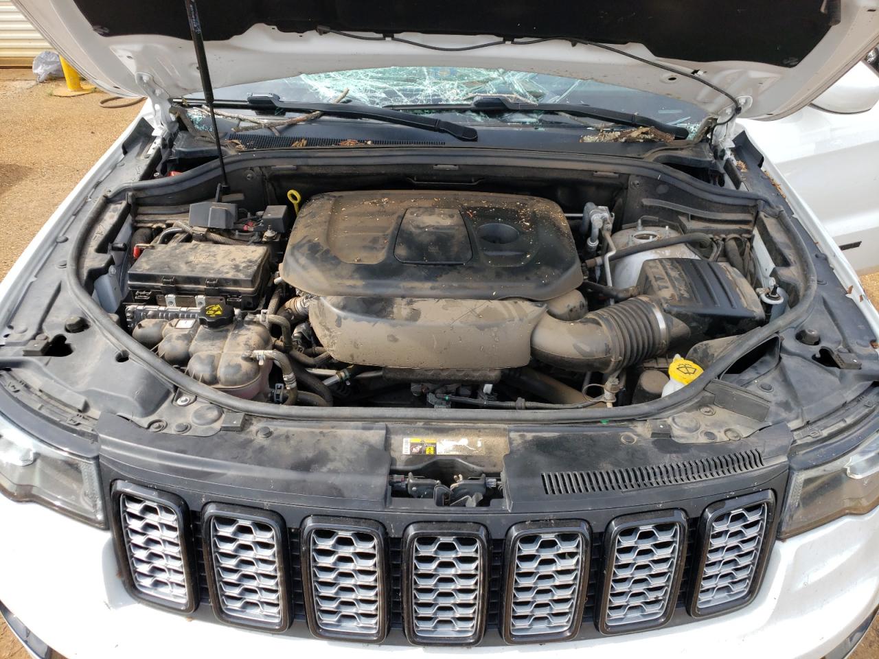 1C4RJEAG6LC429014 2020 Jeep Grand Cherokee Laredo