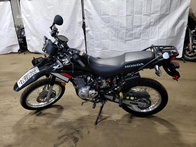 2023 HONDA XR150L E 3H1KD1311PD004164