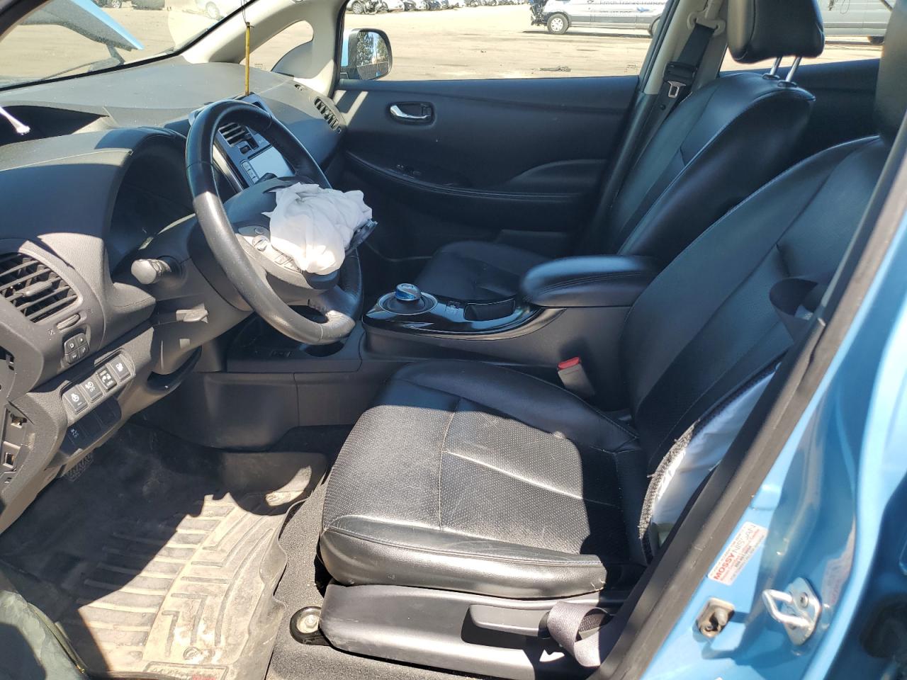 1N4AZ0CP5FC328739 2015 Nissan Leaf S