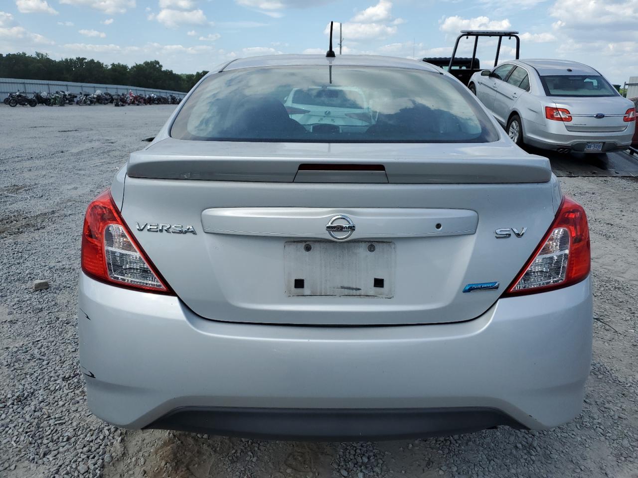 3N1CN7AP6FL907692 2015 Nissan Versa S