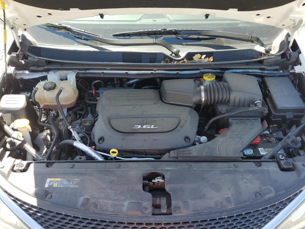 2C4RC1BG3JR246532 2018 Chrysler Pacifica Touring L