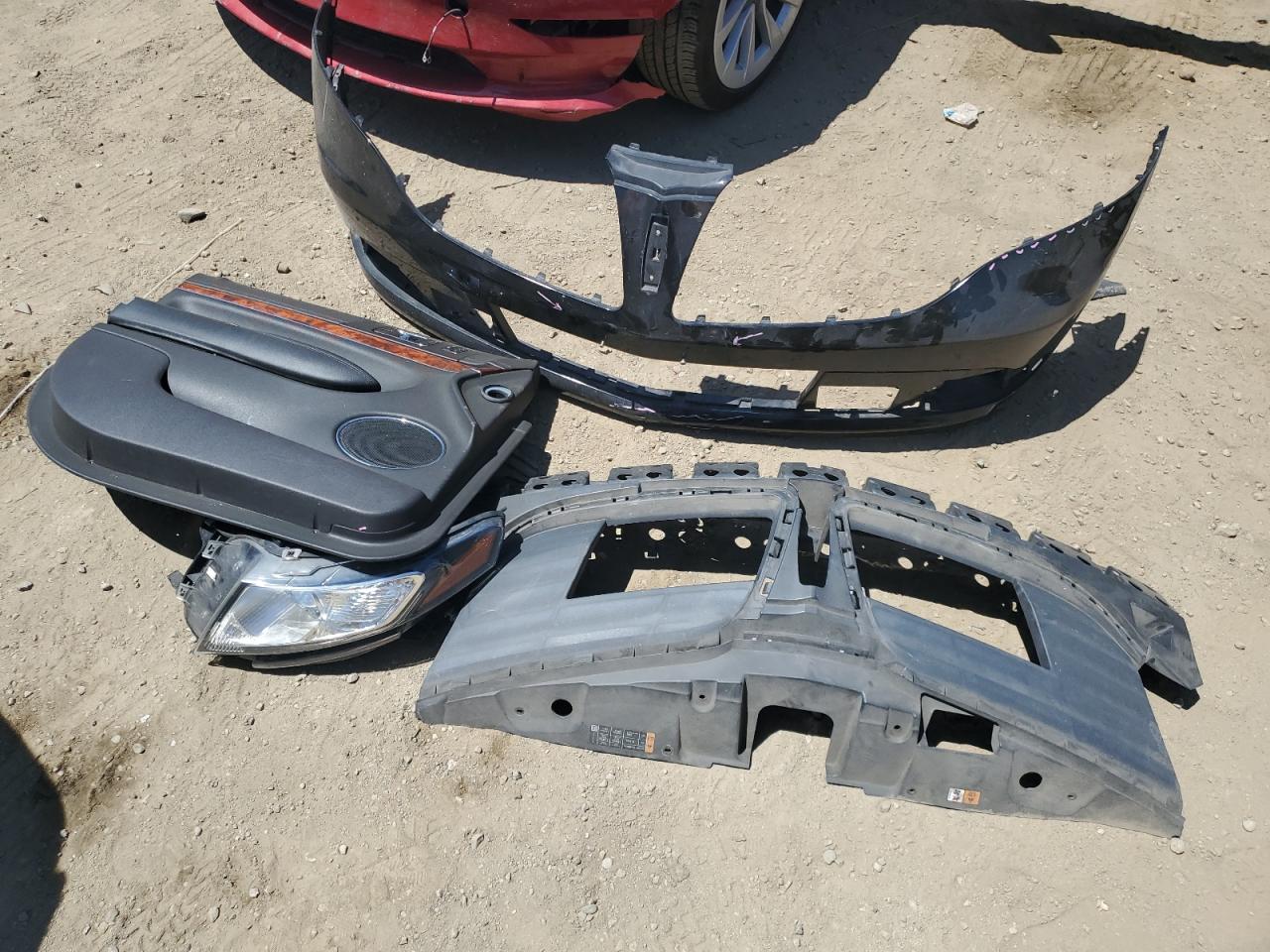 2LMHJ5AT2KBL03711 2019 Lincoln Mkt