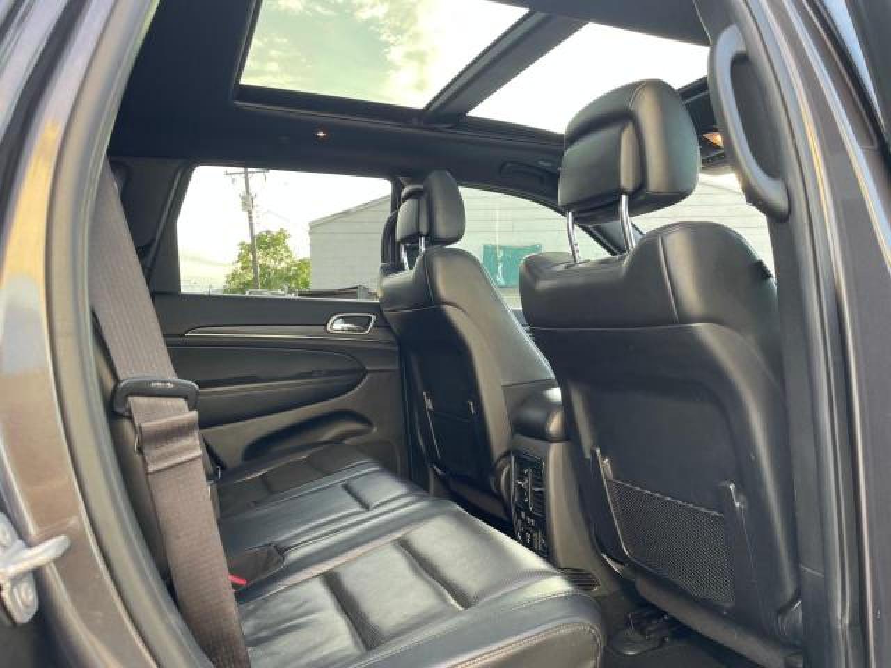 2019 Jeep Grand Cherokee Limited vin: 1C4RJEBG2KC715830