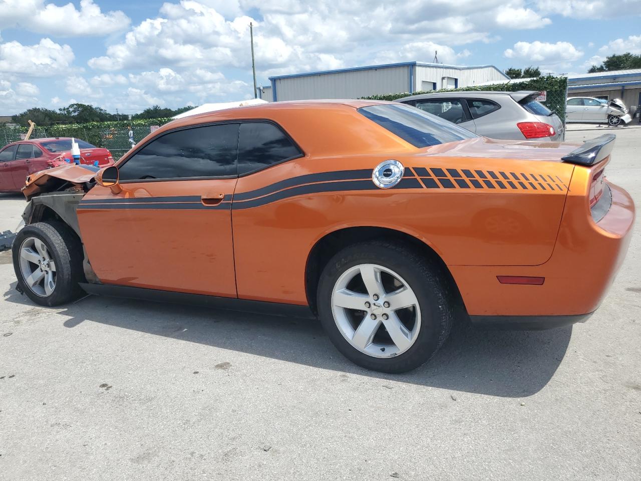 2B3CJ4DG0BH535225 2011 Dodge Challenger