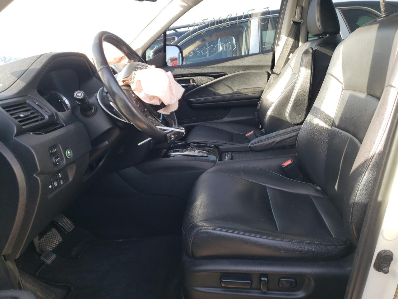 5FNYF6H95HB082683 2017 Honda Pilot Touring