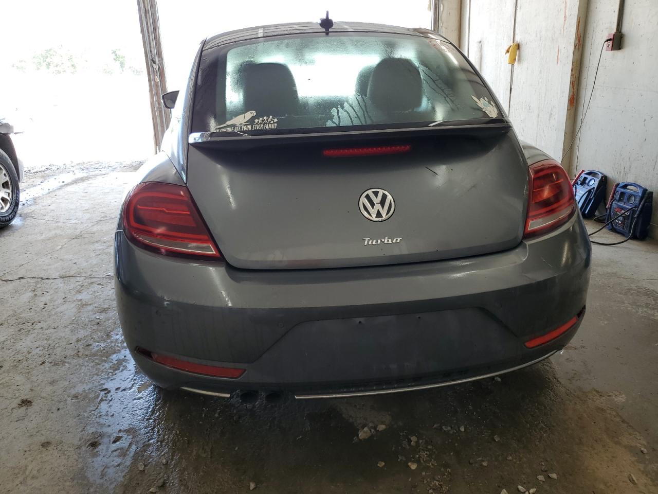 3VWJ17AT9HM616059 2017 Volkswagen Beetle Se