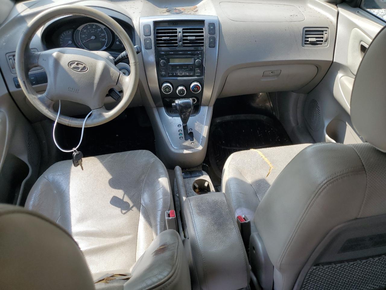 KM8JN12D05U188459 2005 Hyundai Tucson Gls