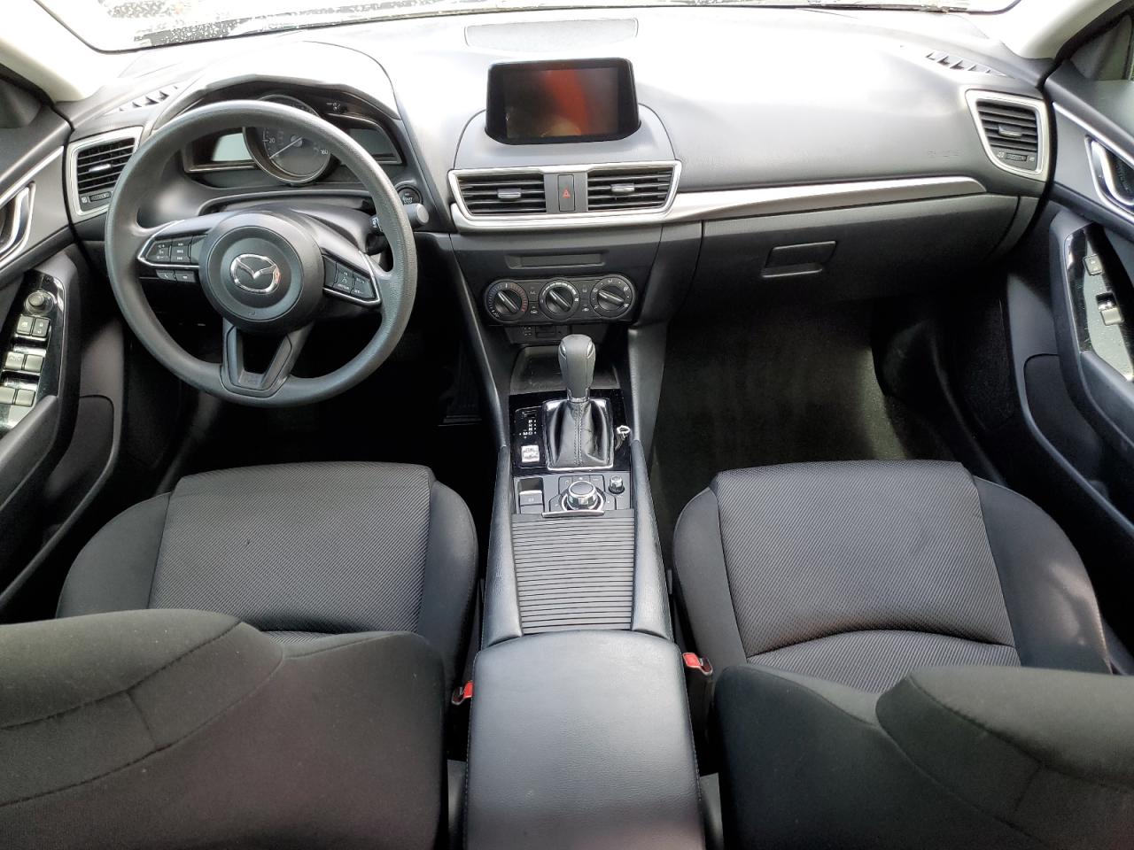 3MZBN1U79JM161353 2018 Mazda 3 Sport