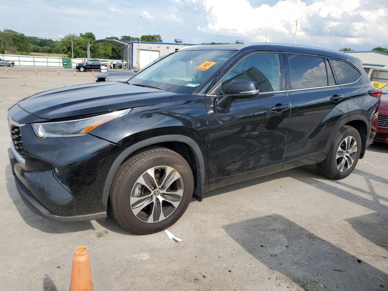 Lot #2855466707 2021 TOYOTA HIGHLANDER