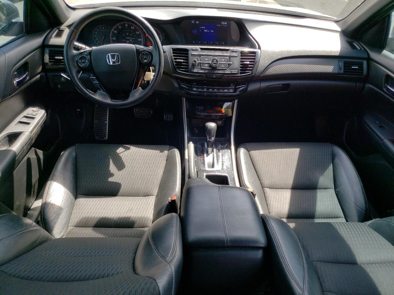 2017 Honda Accord Sport vin: 1HGCR2F58HA061590