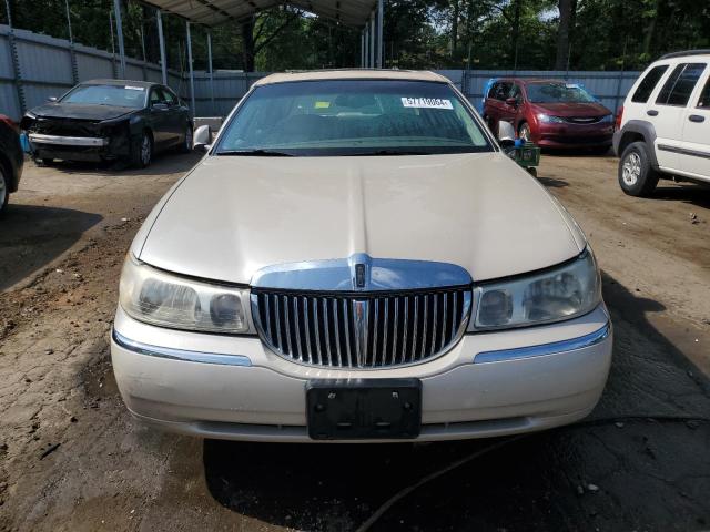 2000 Lincoln Town Car Cartier VIN: 1LNHM83W0YY928597 Lot: 57719064