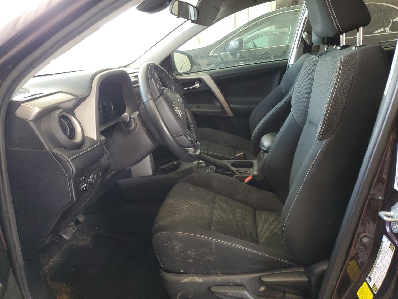 2T3WFREVXHW384880 2017 Toyota Rav4 Xle