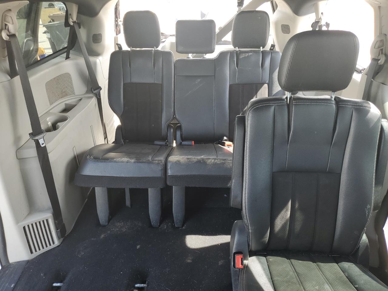 2C4RDGCGXKR595252 2019 Dodge Grand Caravan Sxt