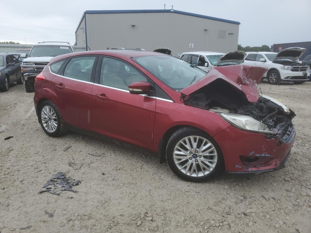 1FADP3N25FL222572 2015 Ford Focus Titanium