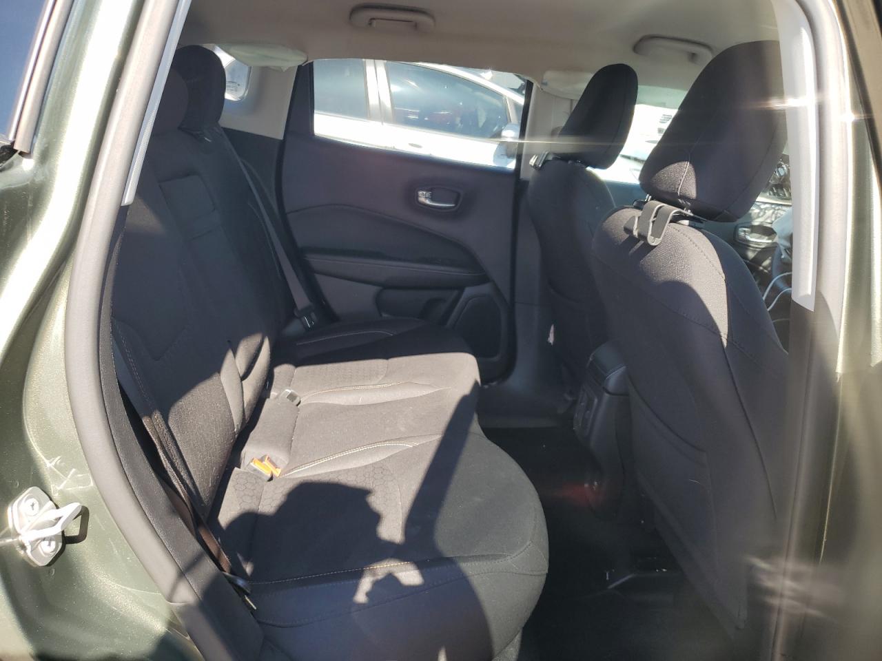 3C4NJCABXLT125132 2020 Jeep Compass Sport