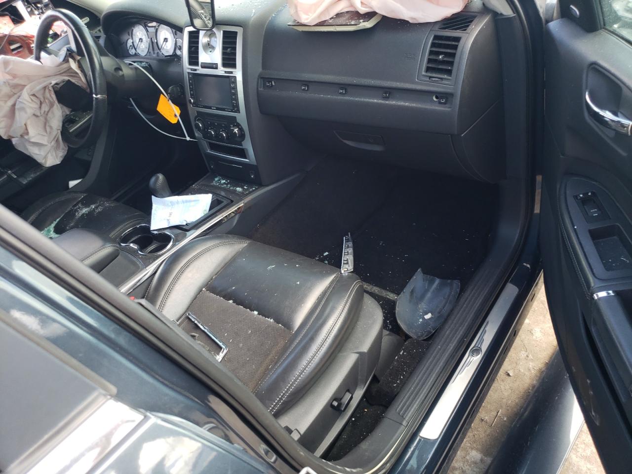 2C3LA63HX8H157982 2008 Chrysler 300C