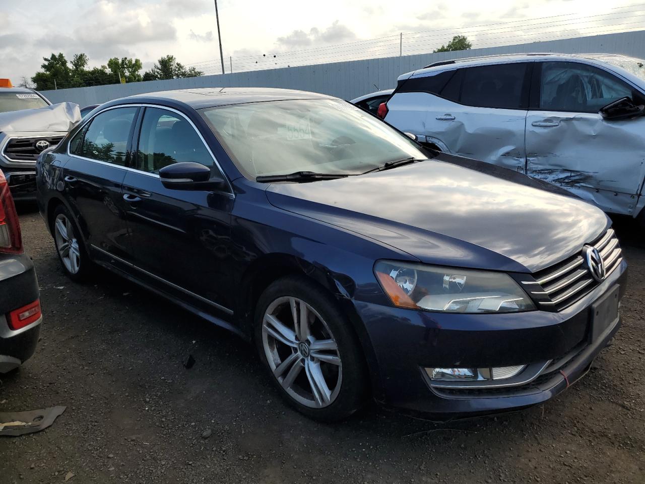 1VWCV7A36FC026106 2015 Volkswagen Passat Sel