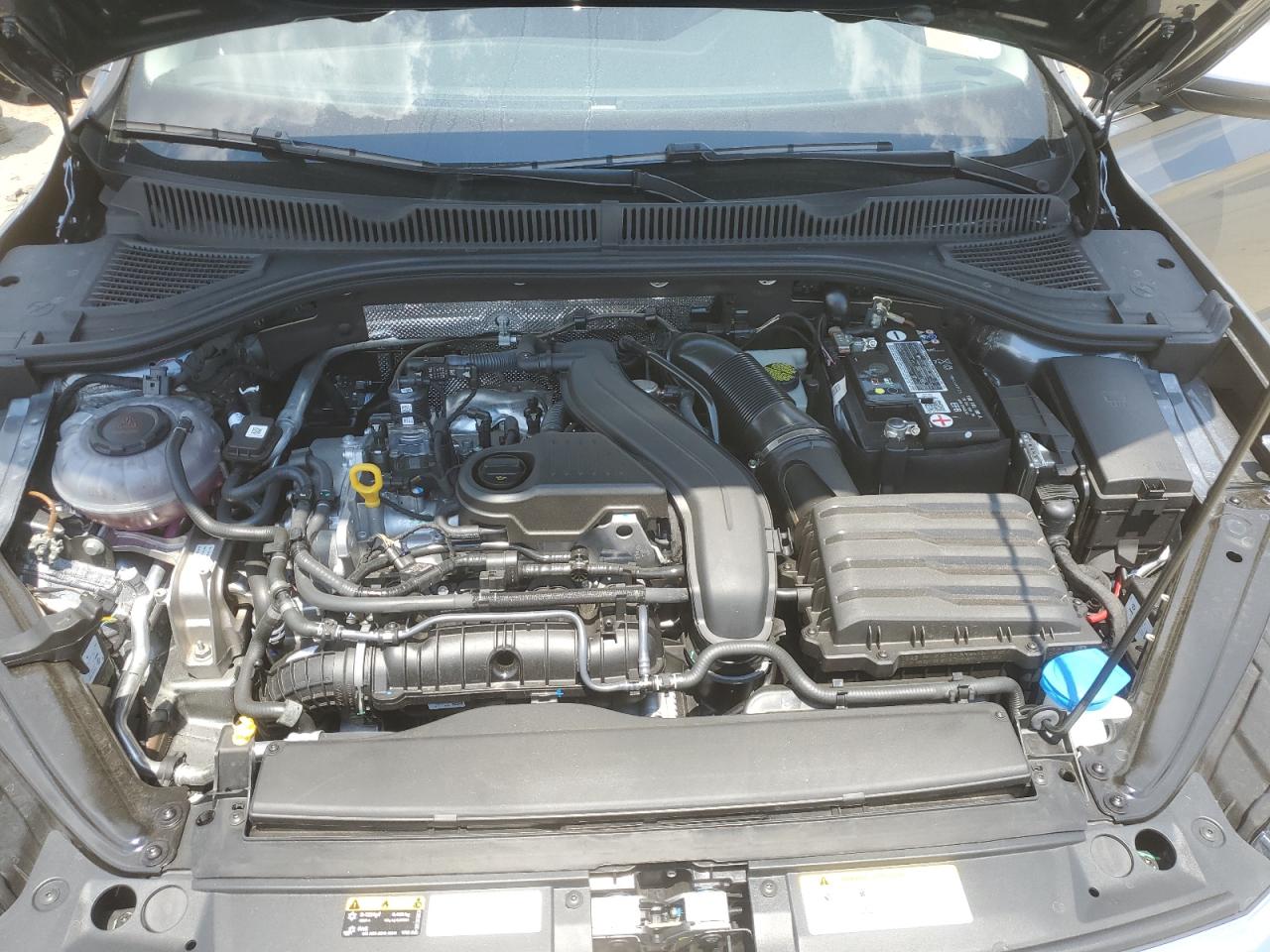 3VW7M7BU2NM014902 2022 Volkswagen Jetta Se