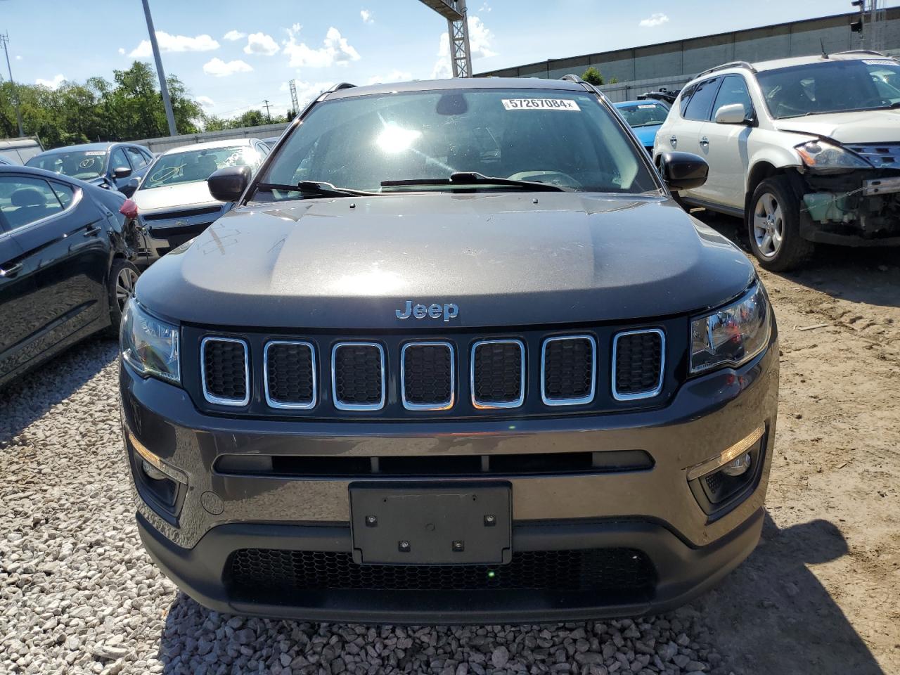 3C4NJCBBXHT668678 2017 Jeep Compass Latitude