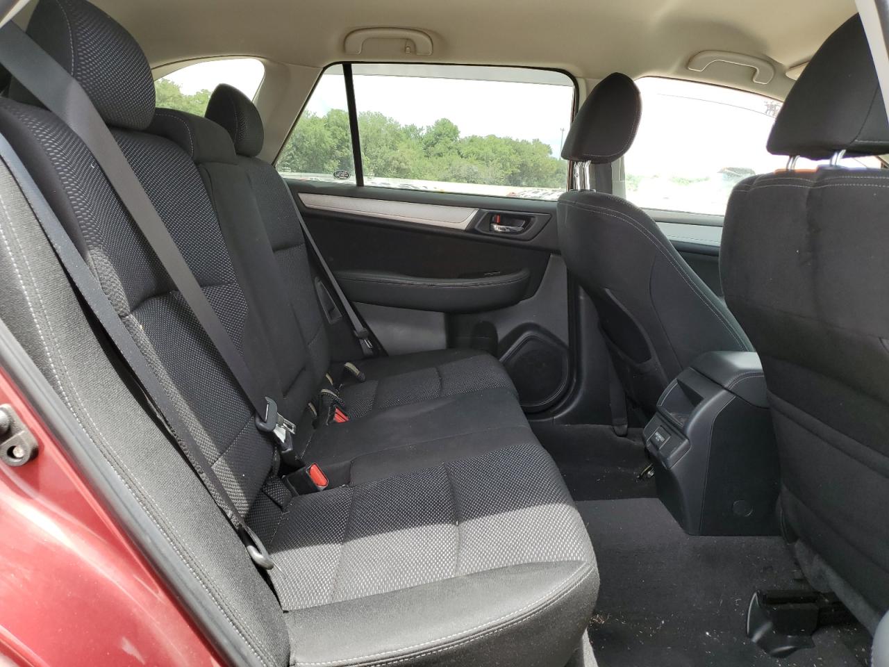 4S4BSAFC9J3358669 2018 Subaru Outback 2.5I Premium