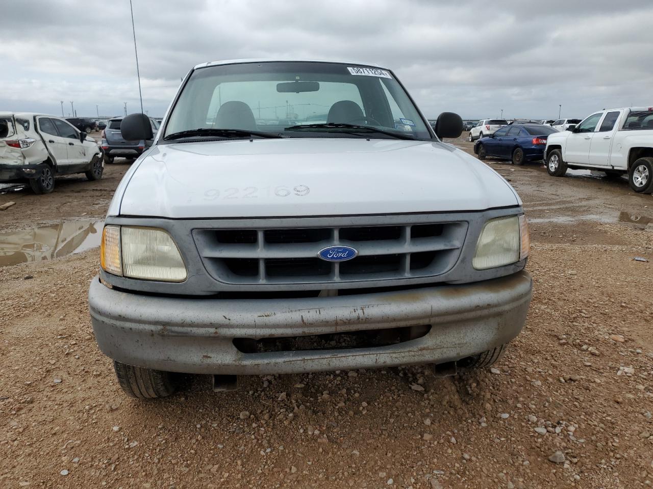 1FTDF1729VKD33208 1997 Ford F150