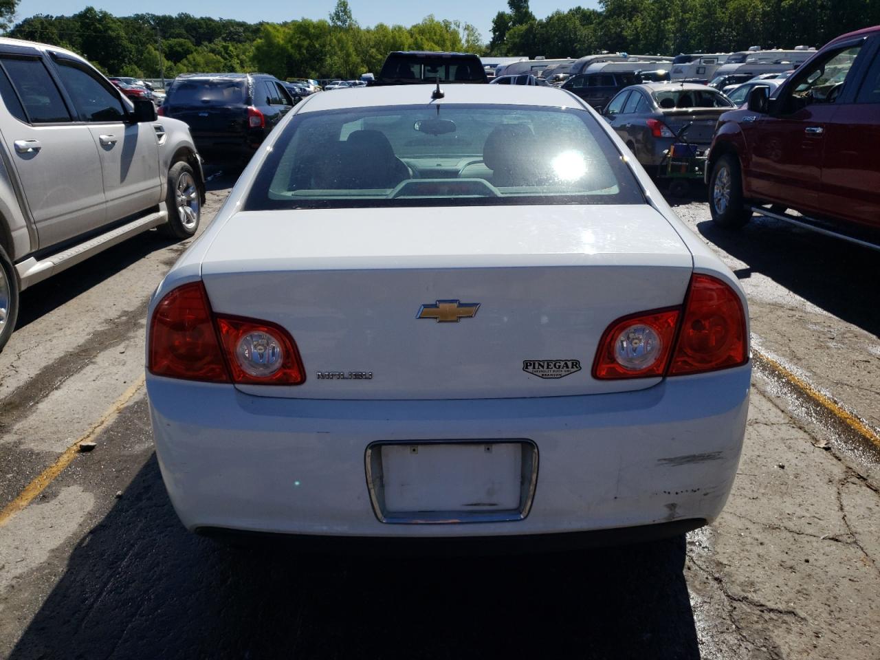 1G1ZB5E18BF384277 2011 Chevrolet Malibu Ls