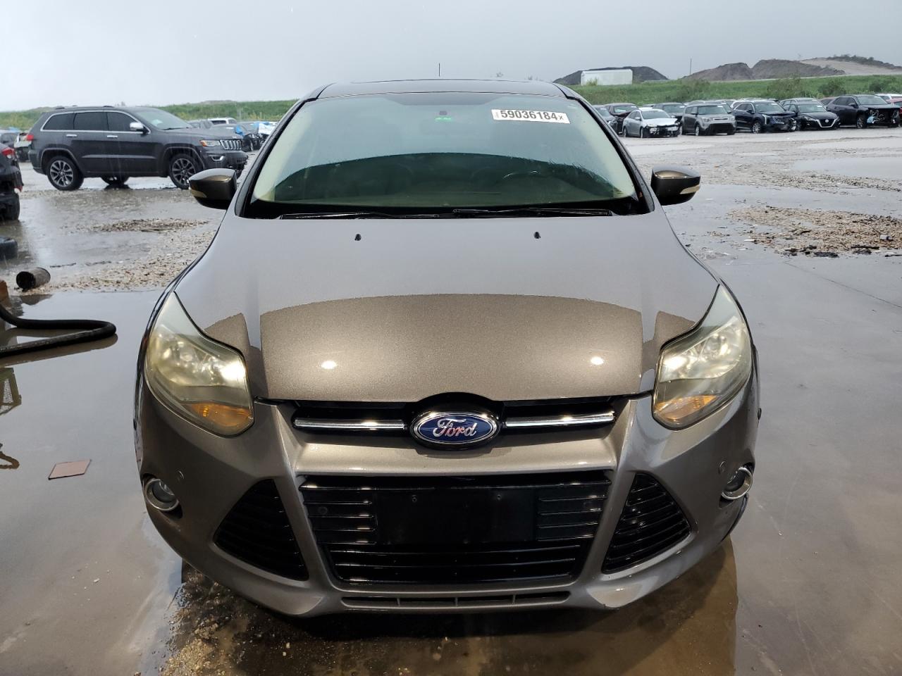 2014 Ford Focus Titanium vin: 1FADP3J26EL350307