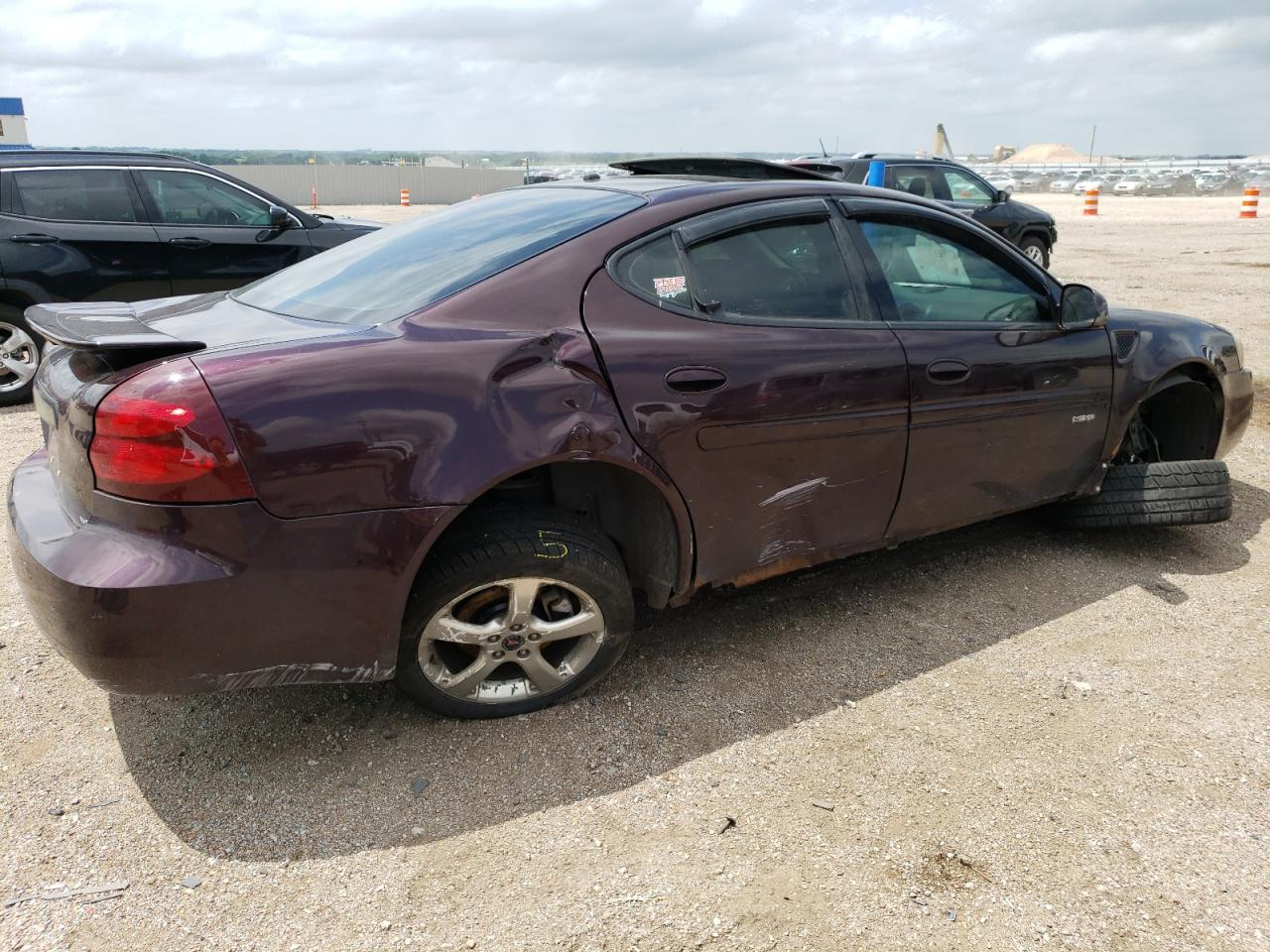 Lot #3009184284 2005 PONTIAC GRAND PRIX