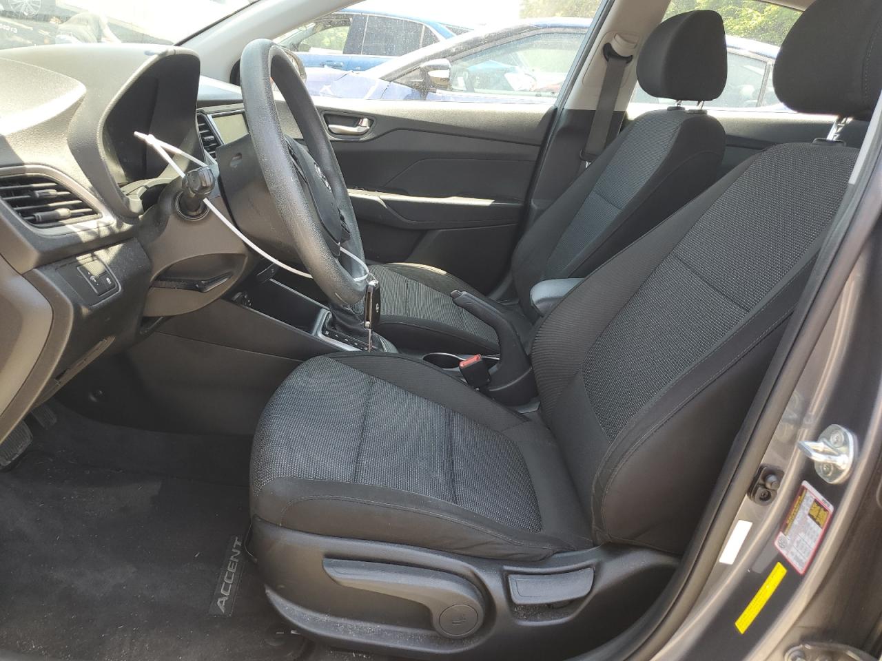 3KPC24A3XKE066055 2019 Hyundai Accent Se