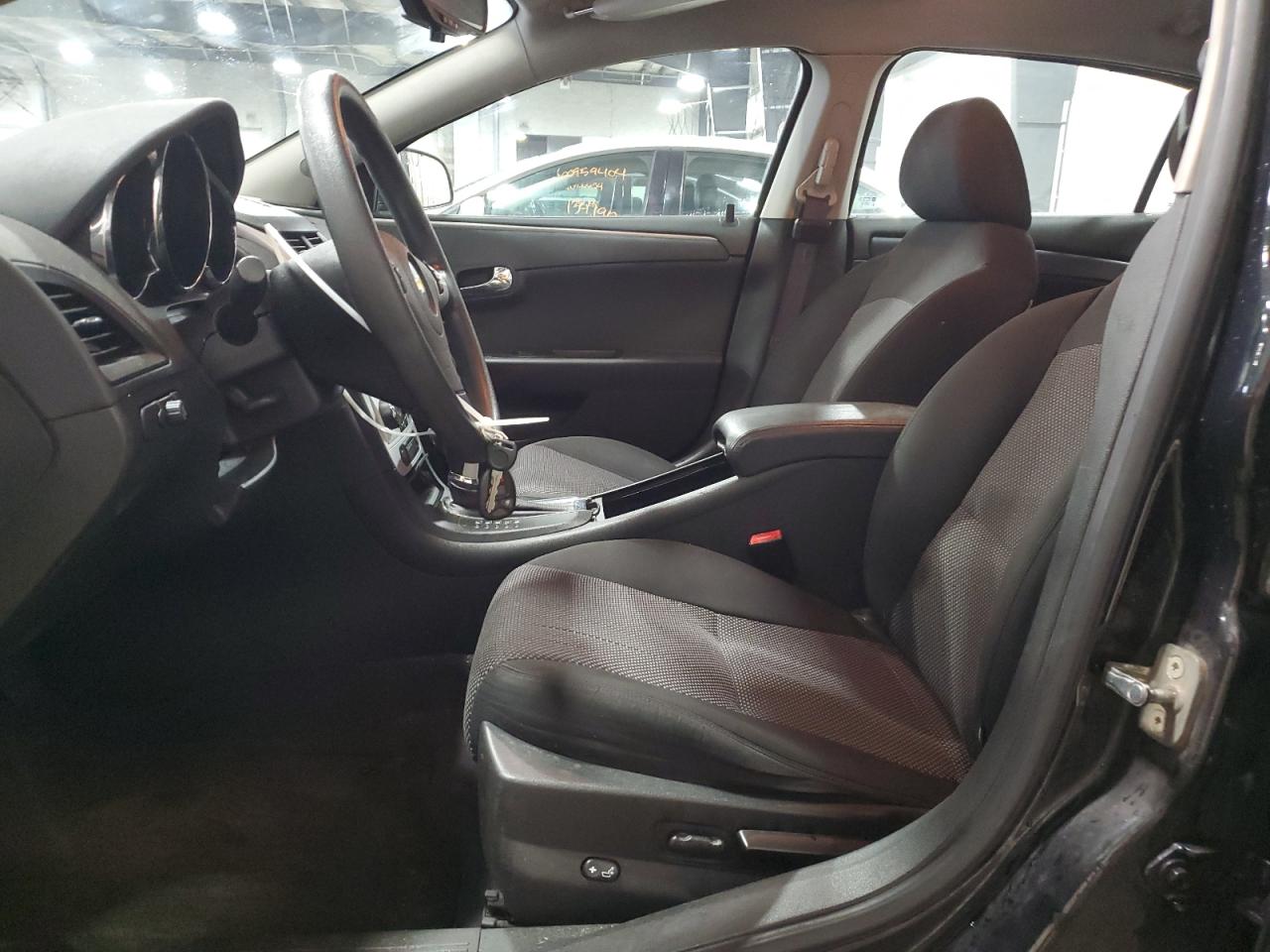 1G1ZC5E06CF198727 2012 Chevrolet Malibu 1Lt