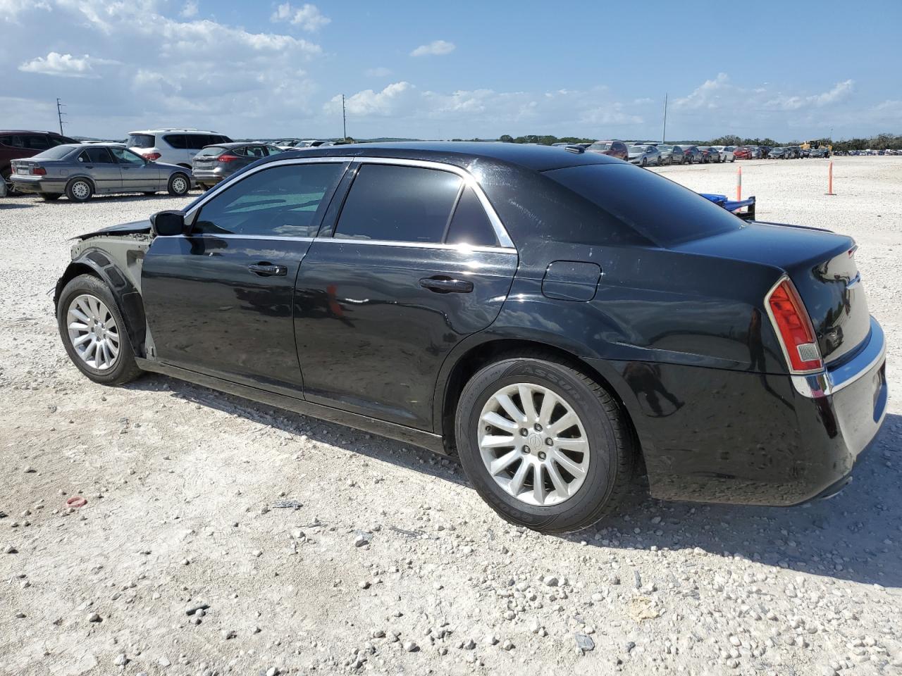 2C3CCAAGXEH119011 2014 Chrysler 300