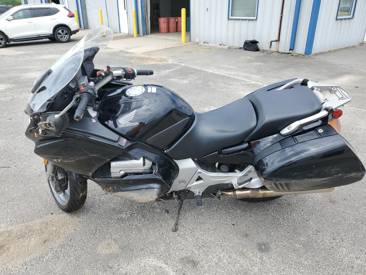 HONDA ST1300 A 2006 black  gas JH2SC51406M400115 photo #4