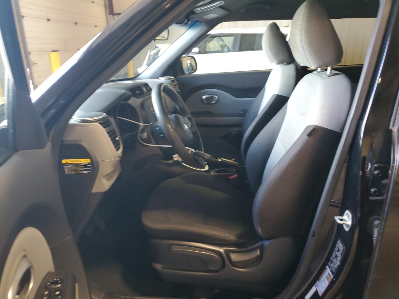 KNDJN2A22G7284217 2016 Kia Soul