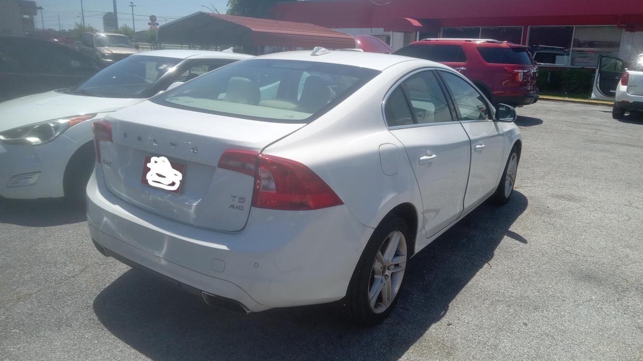 2015 Volvo S60 Premier vin: YV1612TK4F2366034