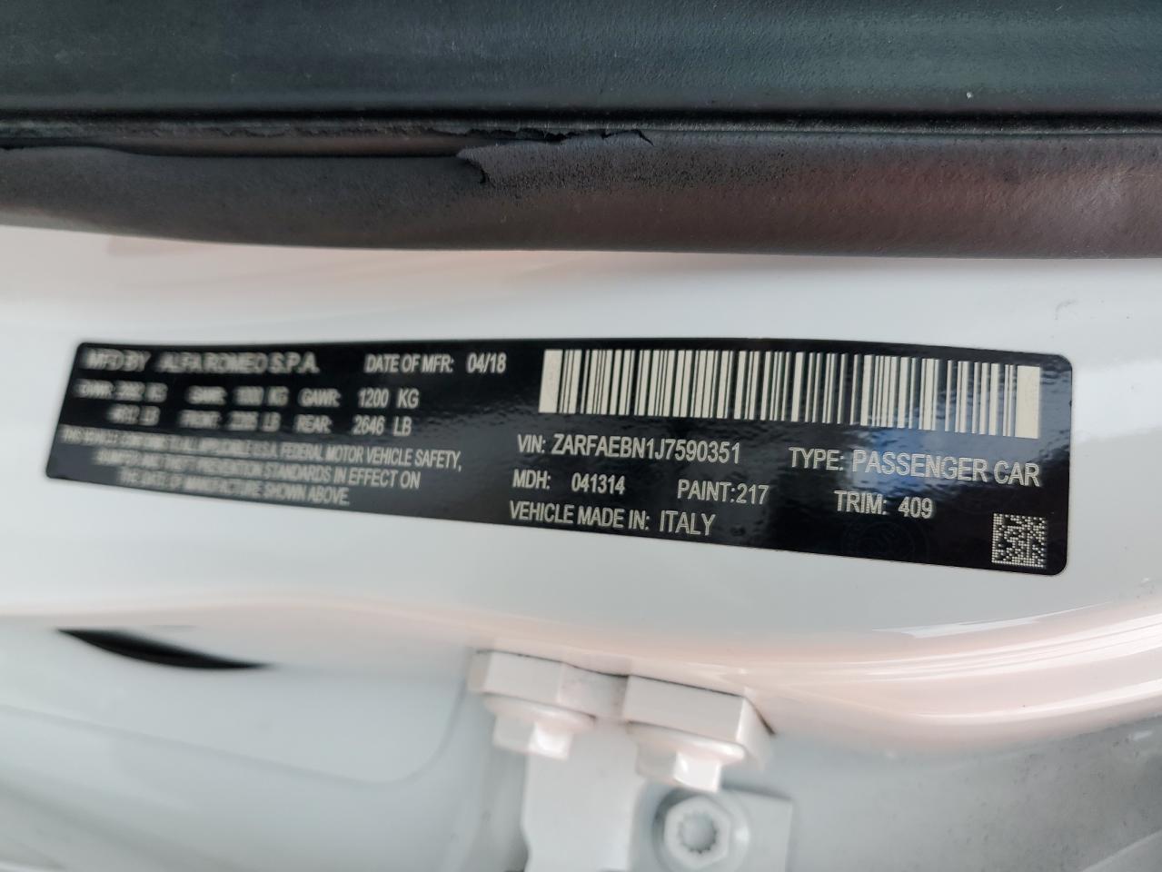 ZARFAEBN1J7590351 2018 Alfa Romeo Giulia