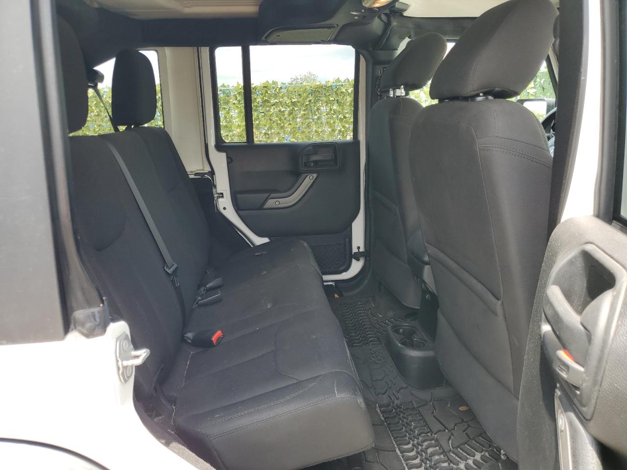 1C4BJWDG0GL237094 2016 Jeep Wrangler Unlimited Sport