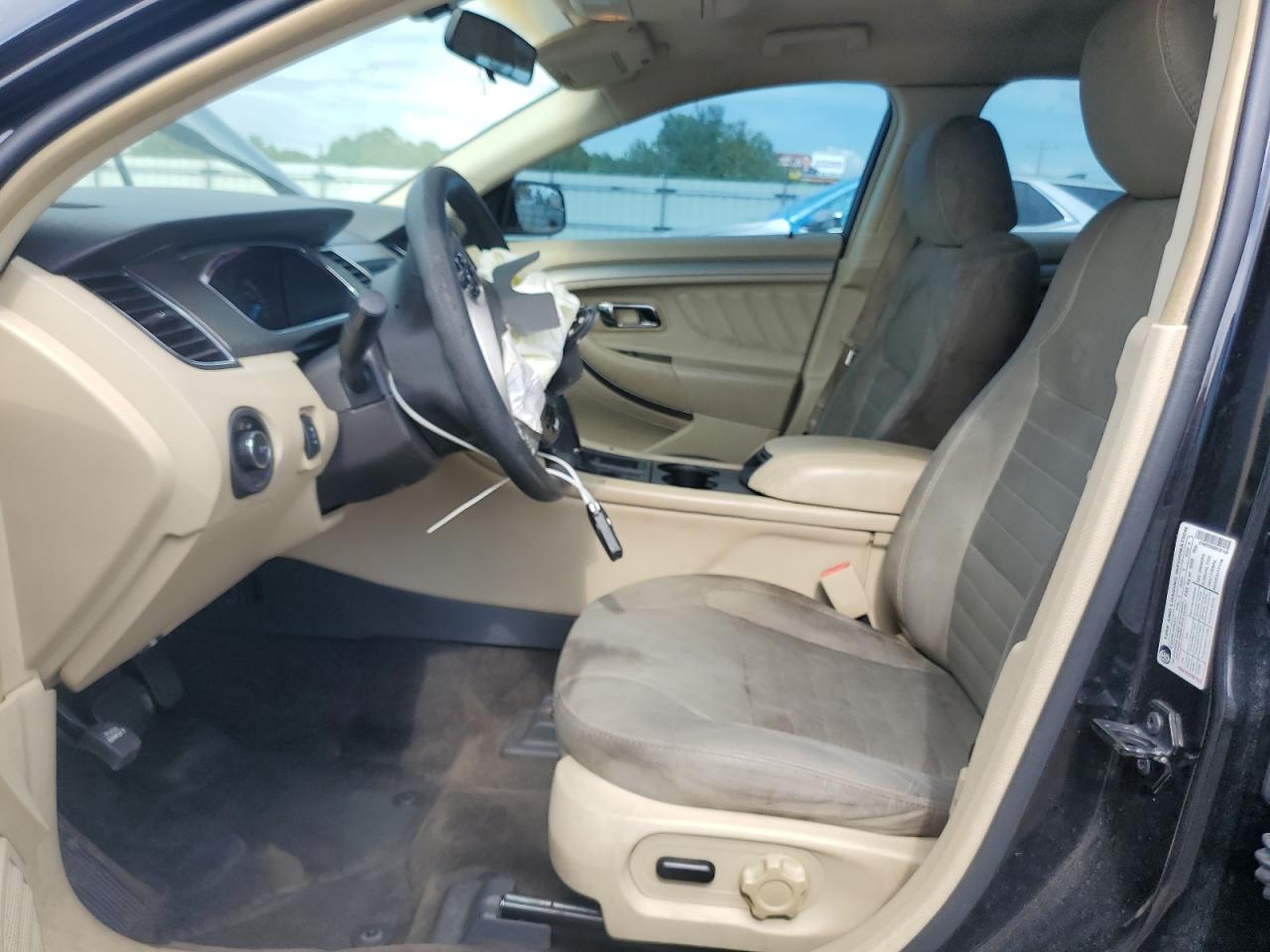 1FAHP2D85DG181156 2013 Ford Taurus Se