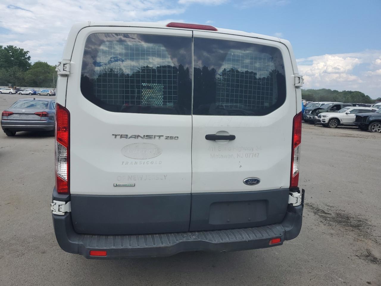1FTNR1YG2FKA90607 2015 Ford Transit T-250