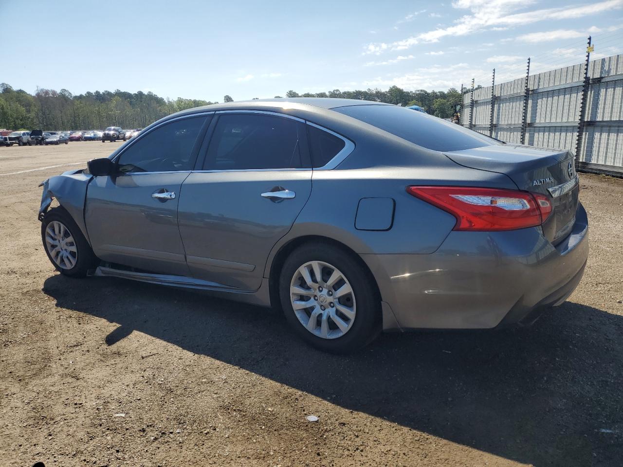 2017 Nissan Altima 2.5 vin: 1N4AL3AP8HC487389