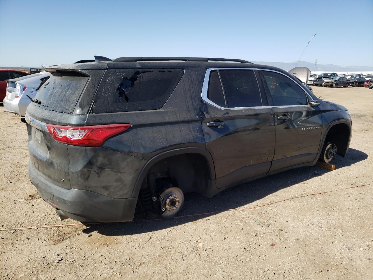 Lot #2902398111 2020 CHEVROLET TRAVERSE L