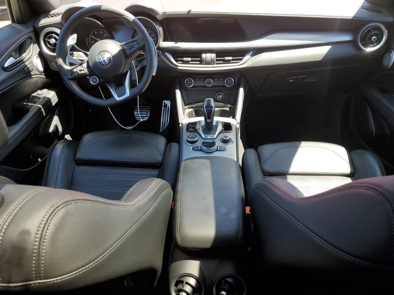 ZASPAKBN8N7D31723 2022 Alfa Romeo Stelvio Ti