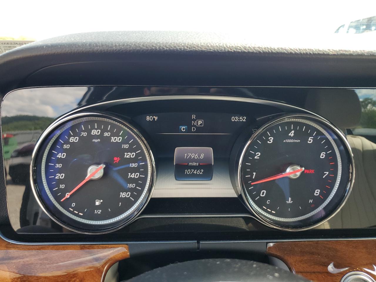 WDDZF4KB3JA363664 2018 Mercedes-Benz E 300 4Matic