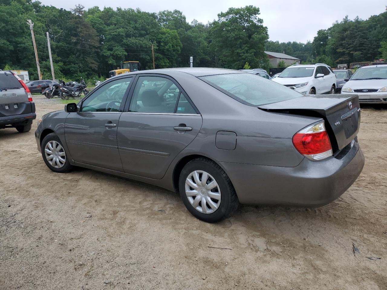 4T1BE32K85U553906 2005 Toyota Camry Le