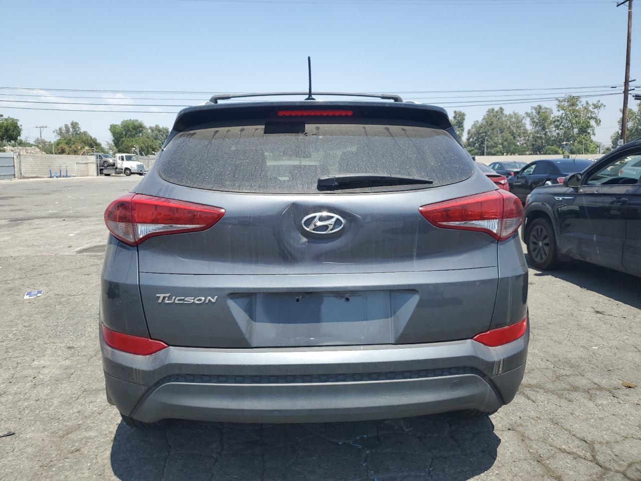 2017 Hyundai Tucson Limited vin: KM8J33A44HU389885