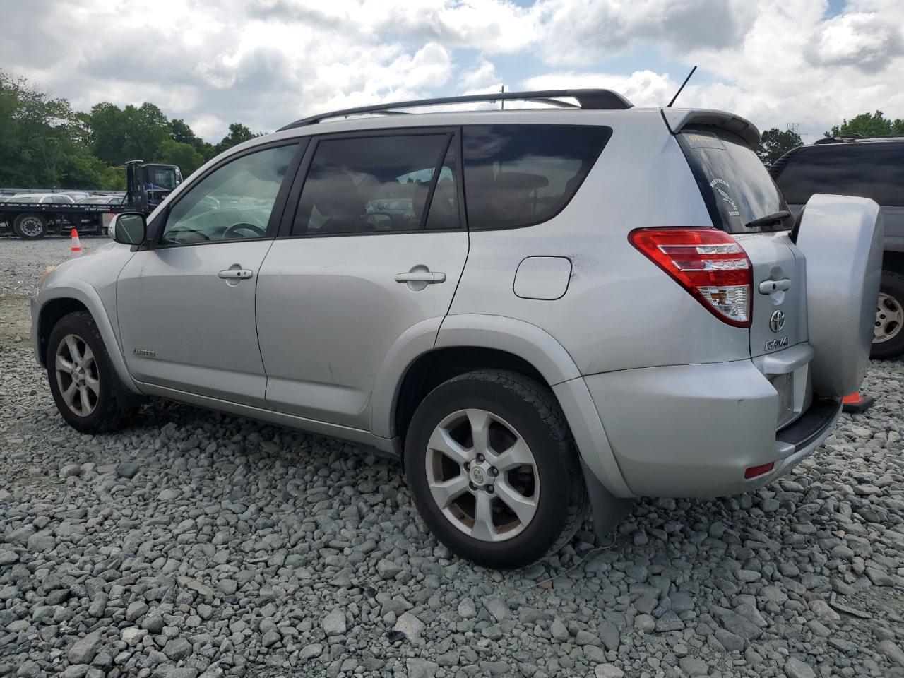 2T3DF4DV8BW094852 2011 Toyota Rav4 Limited